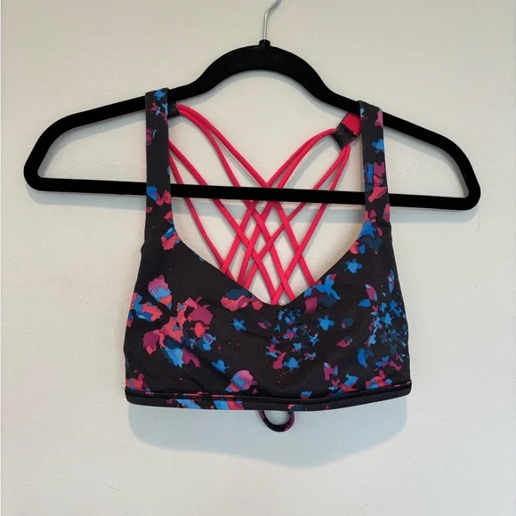 lululemon Athletica free to be wild bra 10 - Picture 1 of 5
